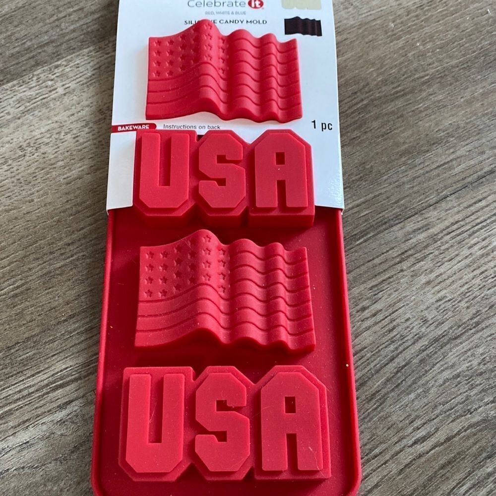 NEW 4th of July Patriotic Red Silicone Candy Mold